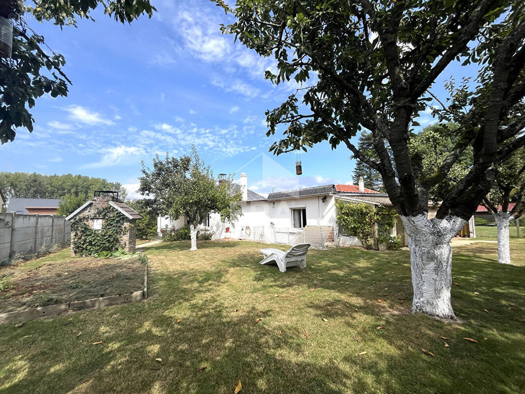 Maison à BOURG-ACHARD