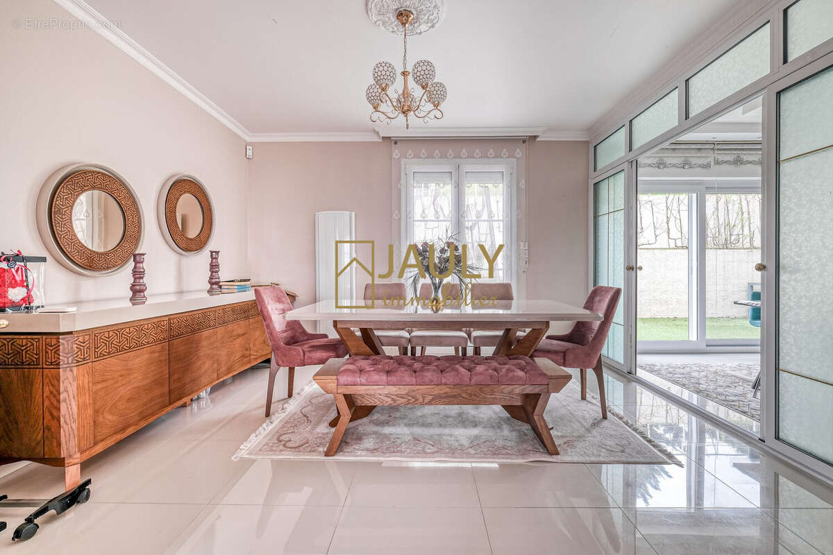 Maison à CREGY-LES-MEAUX