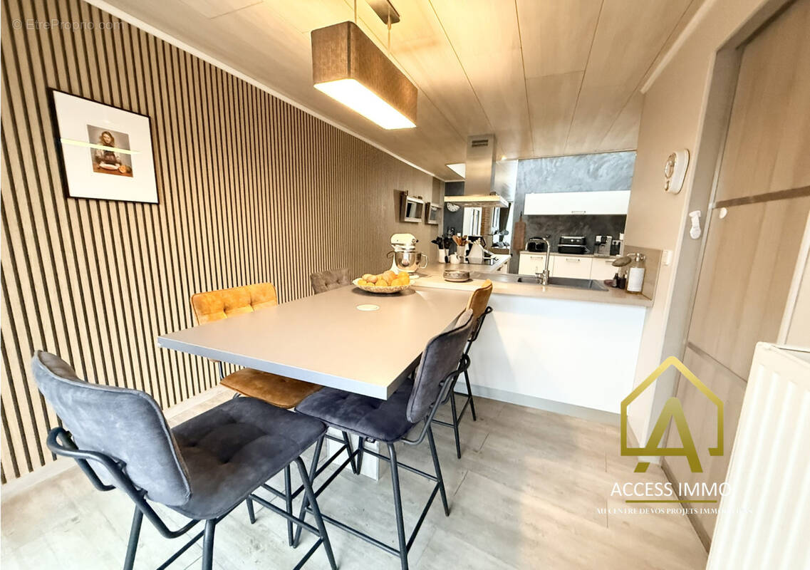 Maison à FRESNES-SUR-ESCAUT