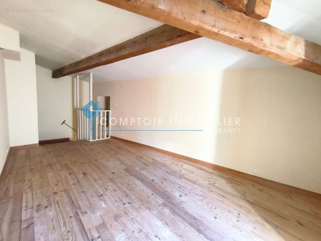 Dpt(30) a vendre  maison de village à potentiel  vallabrègues  à découvrir absolument ! - photo 3