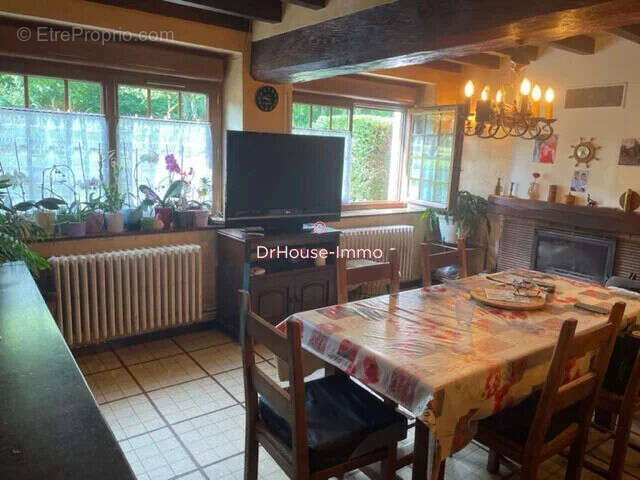 Maison à DIGES