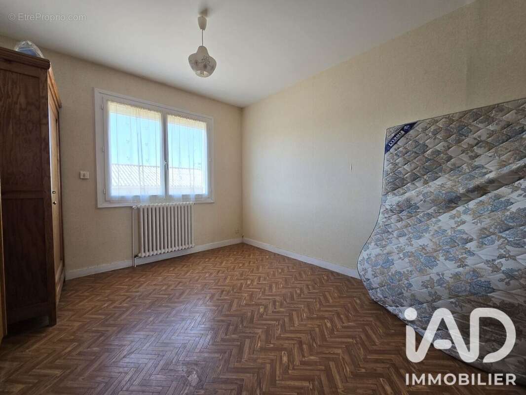 Maison 129 m² à Sainte-Verge  - photo 8