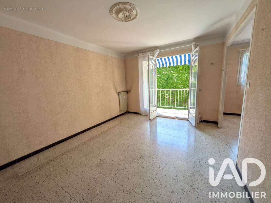 Appartement 67 m² à Antibes  - photo 4