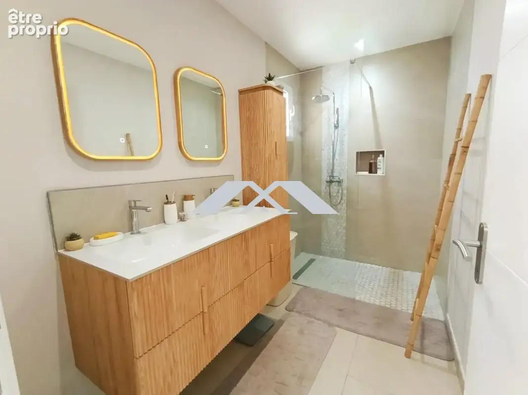 Maison 5 pièces 110 m² à vendre à Saint-Louis (97421) - photo 4