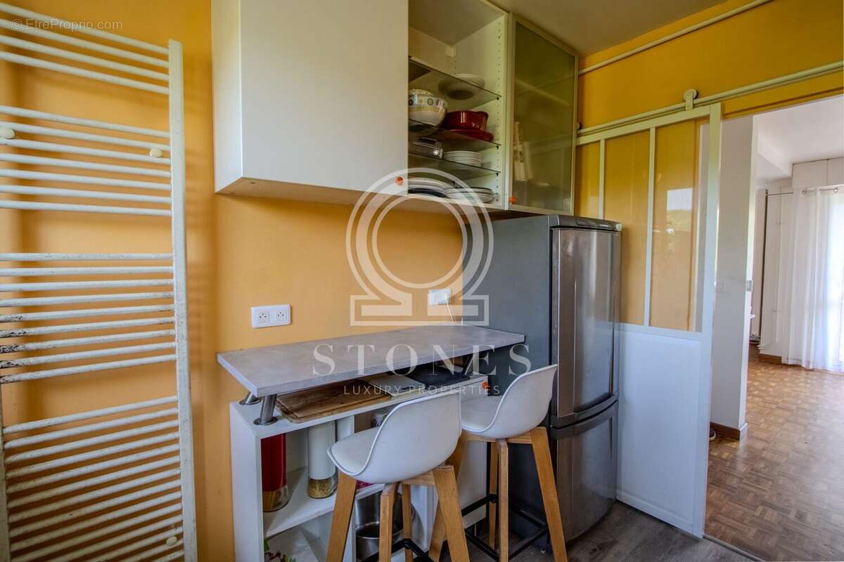 Appartement à LA CELLE-SAINT-CLOUD