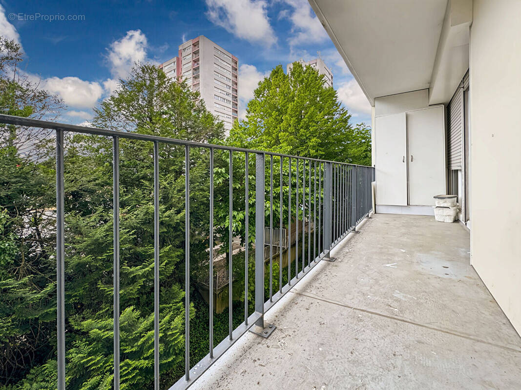 Appartement à ROSNY-SOUS-BOIS
