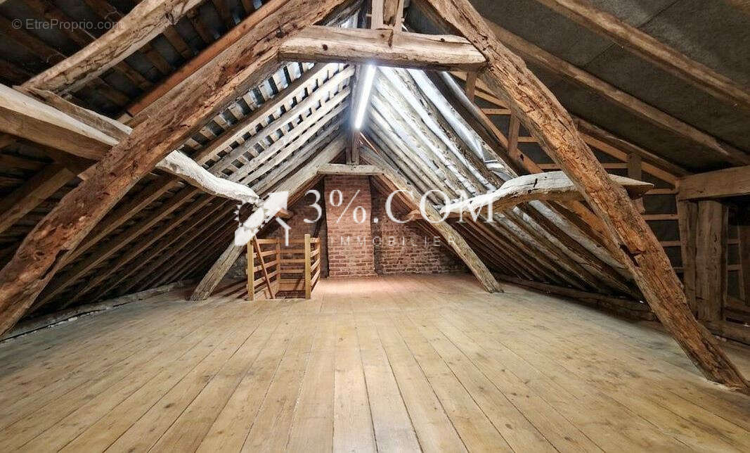OISEMONT : Maison de village 90 m2 - 3 CH ( 4?) - sur terrai - photo 12