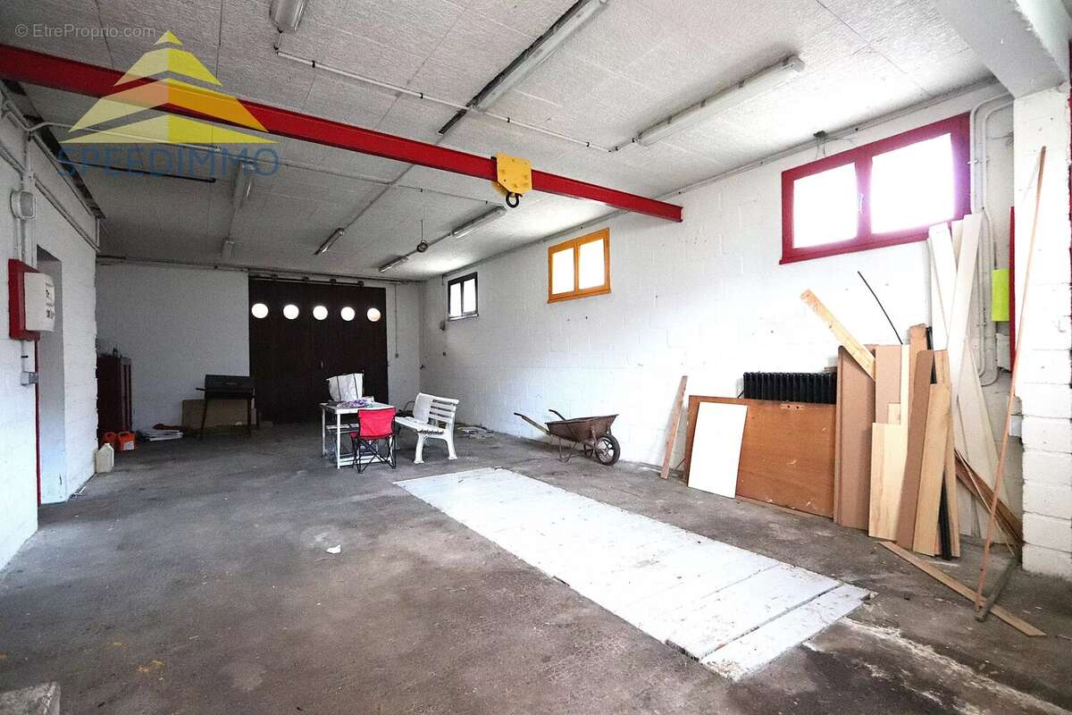 Maison à MANDRES-LES-ROSES