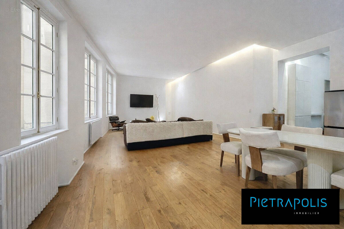 Appartement 156 m² à Lyon-2e  - photo 2