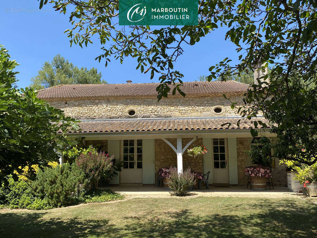 Maison à CAUBON-SAINT-SAUVEUR