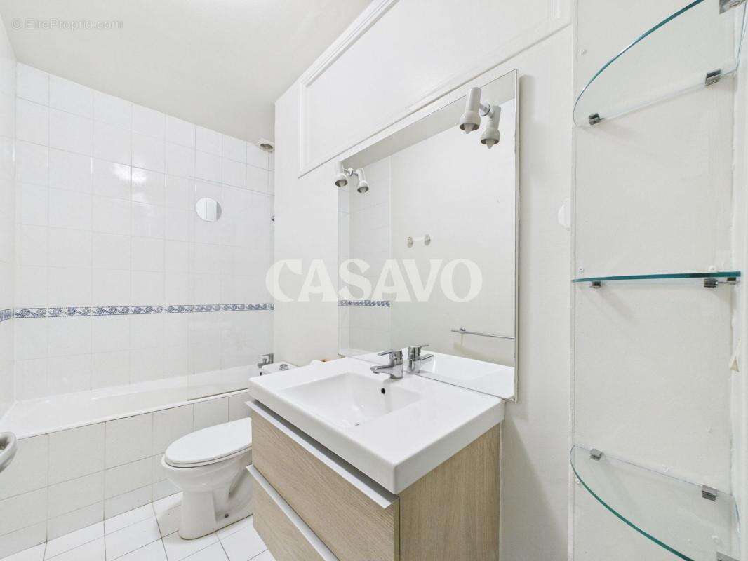 Appartement à PARIS-11E
