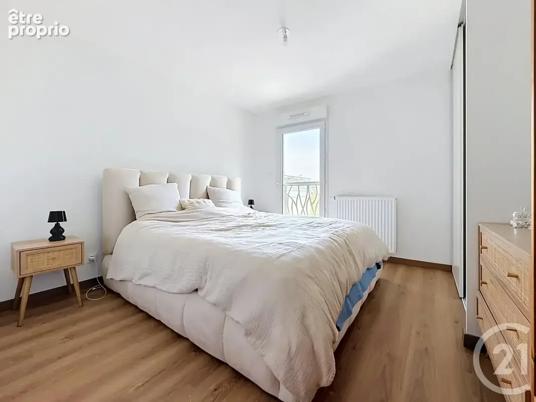 Appartement 5 pièces 97 m² à vendre à Chartres (28000) - photo 4