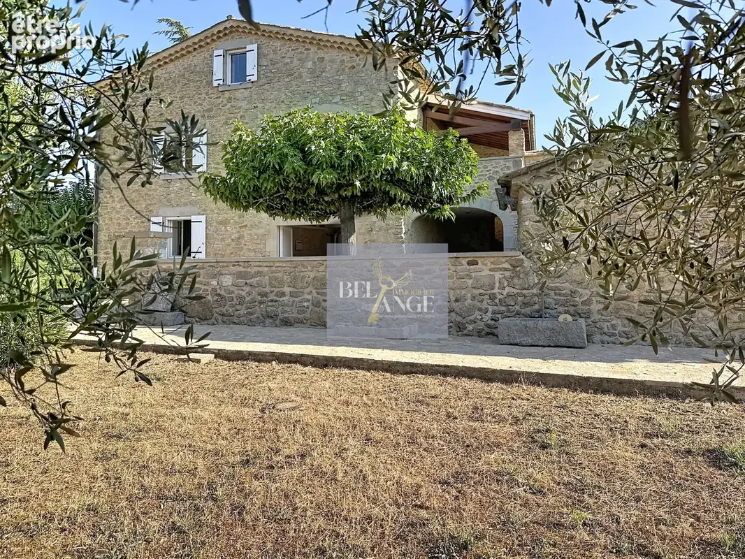 Maison à LAGORCE