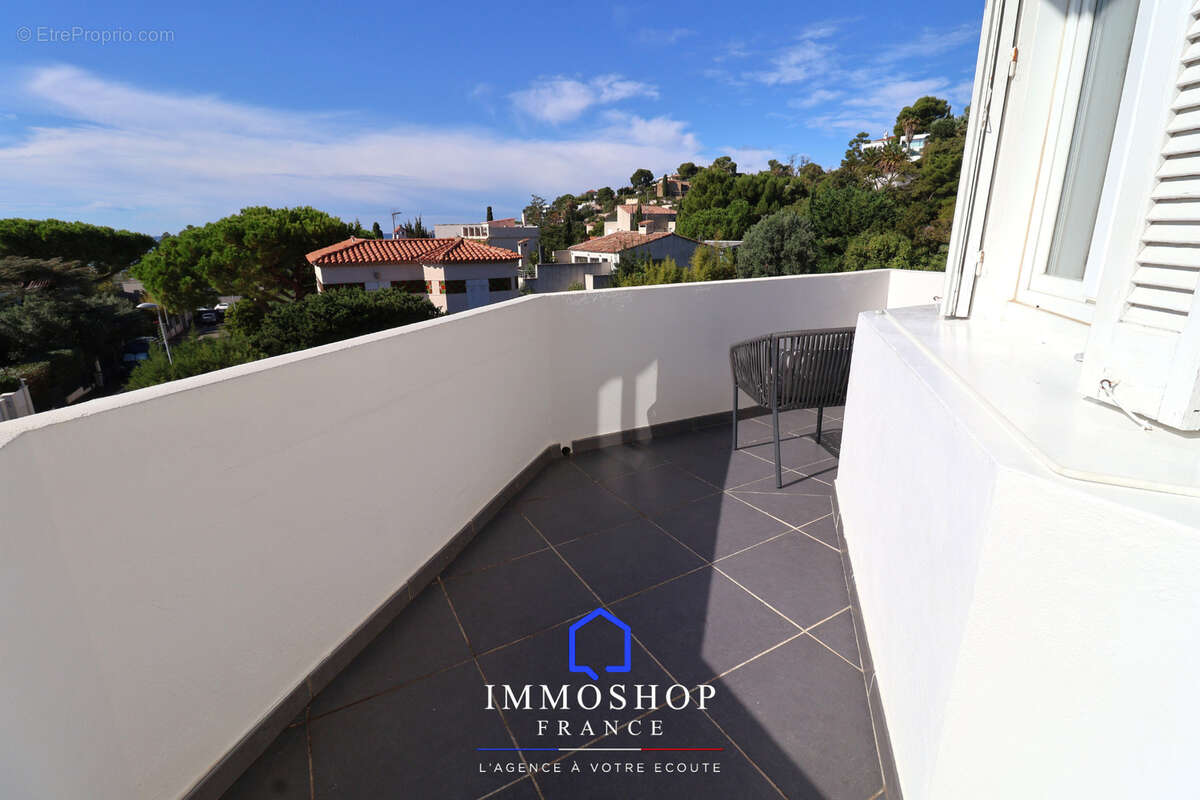 Appartement à MARSEILLE-7E