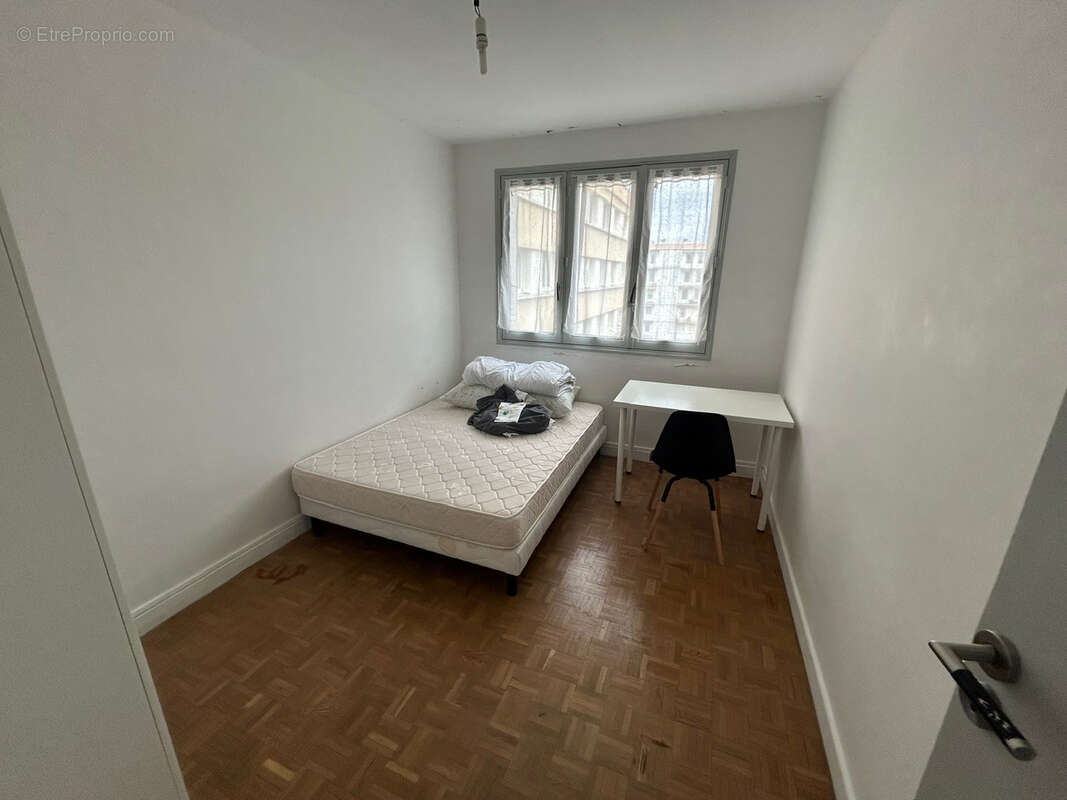 Appartement à BRON