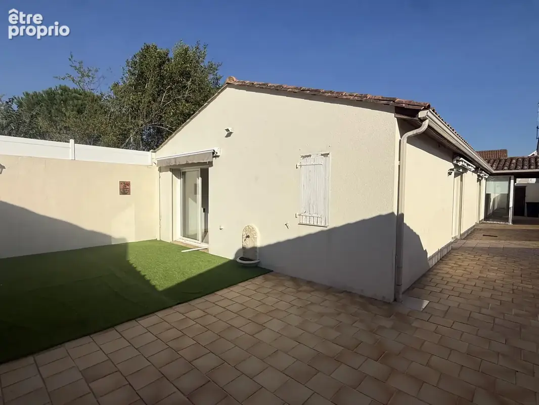 Saint Cybard -Angouleme : RARE Sur le Secteur maison de plain-pied de 145m2 a Rafraichir - photo 5