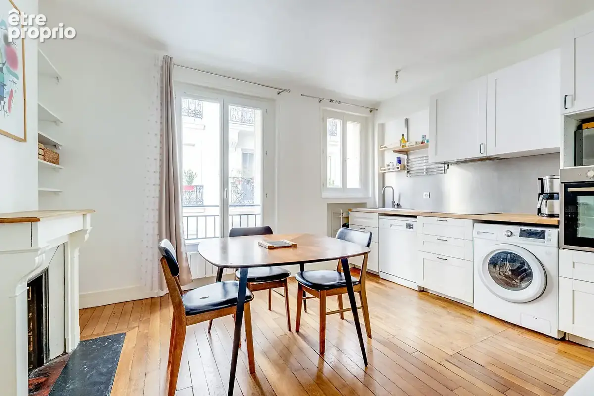 Appartement à PARIS-14E