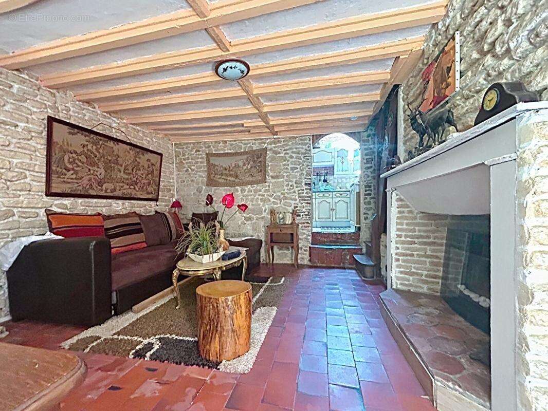 14100  Maison Normande de 137 m²  , 4 chambres 195 000 Euros - photo 9