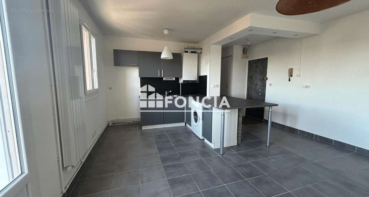 Appartement à LUCE