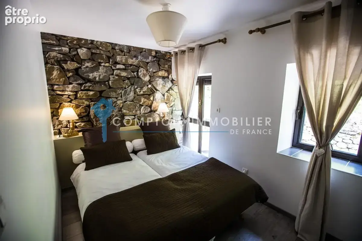 07  Rosières   Entre Aubenas et Alès - Superbe Domaine en pierres apparentes de 600 m2   5 gîtes   Piscine - photo 13