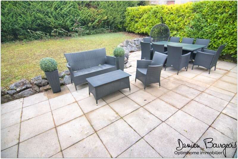 Maison à PREVESSIN-MOENS