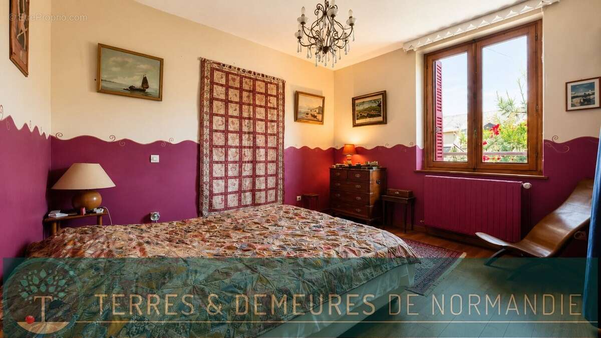 Jolie maison nichée dans un coin de verdure, au coeur du Tréport, Normandie 76. - photo 7