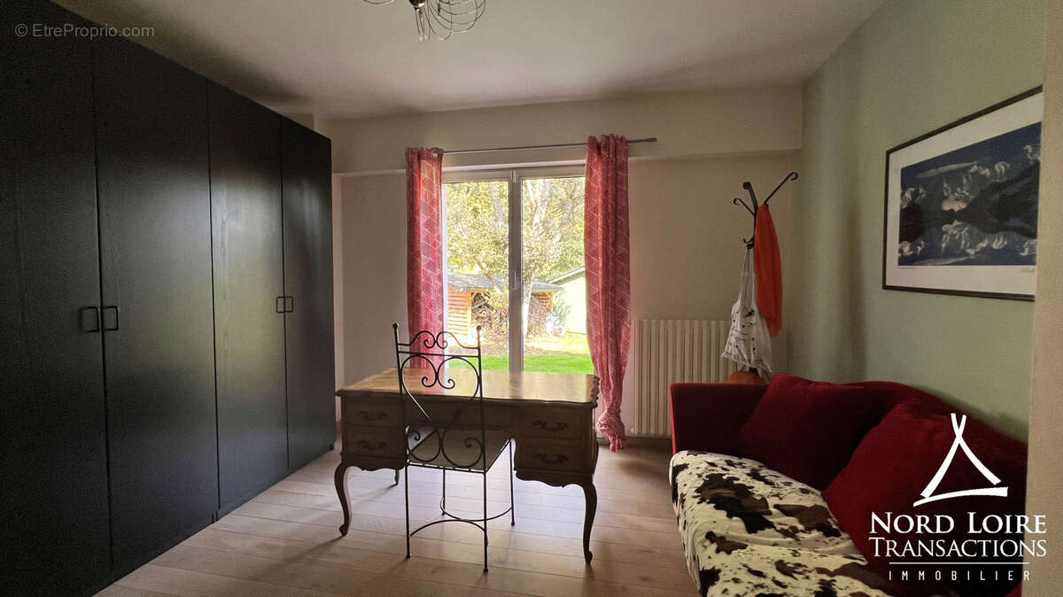 Maison à LA CHAPELLE-SUR-ERDRE