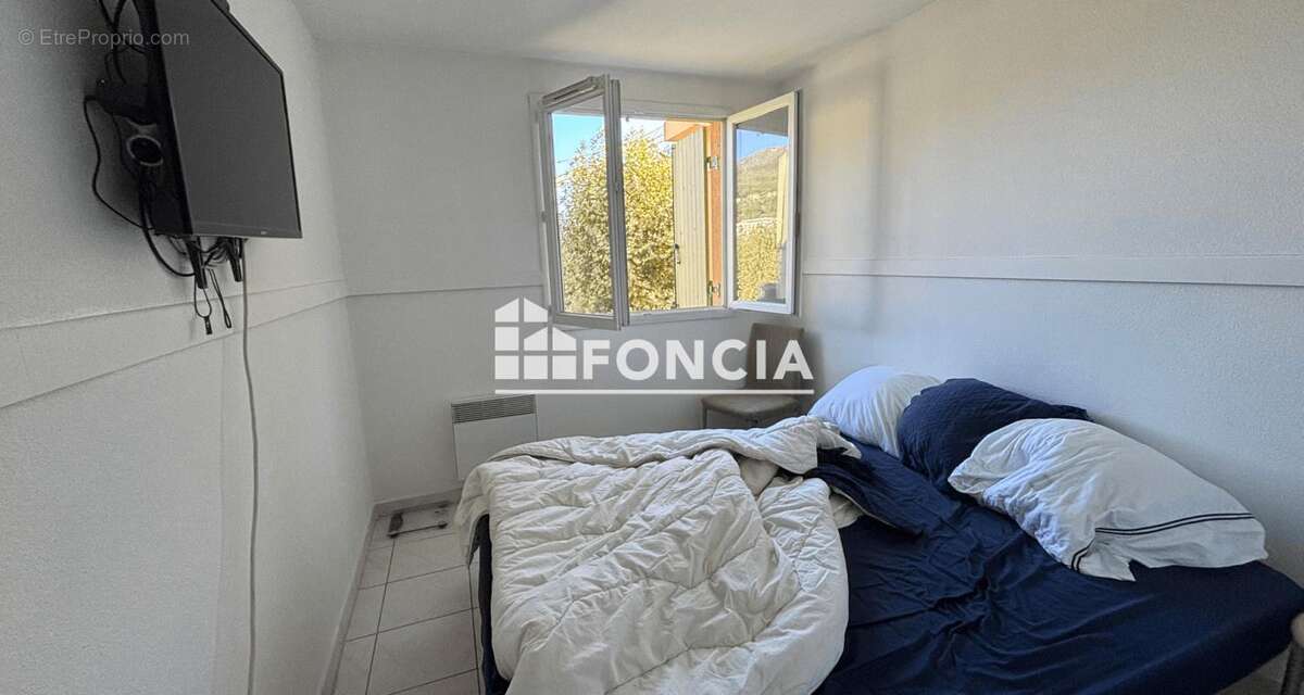 Appartement à GATTIERES