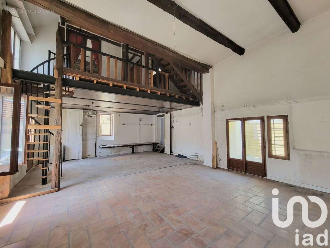 Photo 5 - Maison à VILLENEUVE-LE-ROI