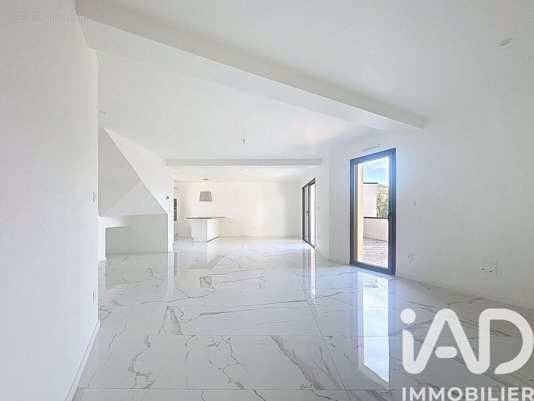 Maison 162 m² à Bain-De-Bretagne  - photo 5
