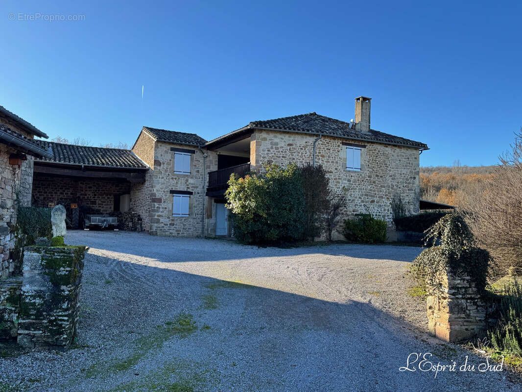 Maison à CAHUZAC-SUR-VERE