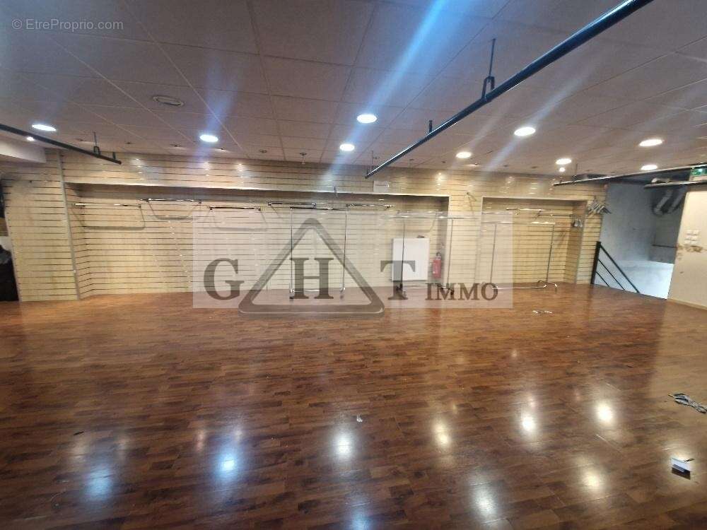 Commerce à BAGNOLET