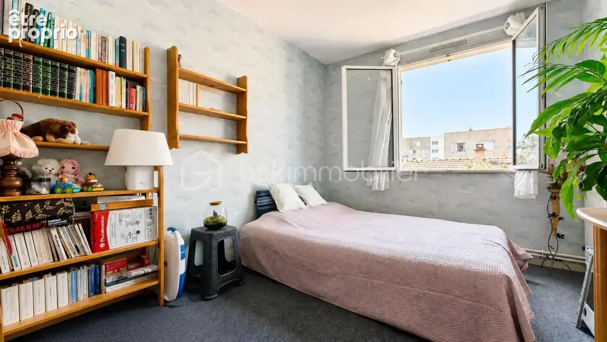 Maison individuelle 4 chambres - Garage - au calme - photo 9