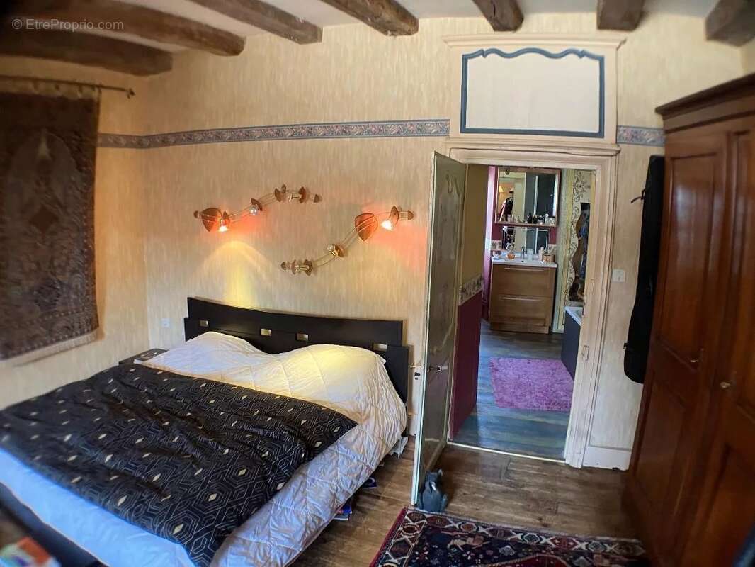 Maison à MONTMORILLON