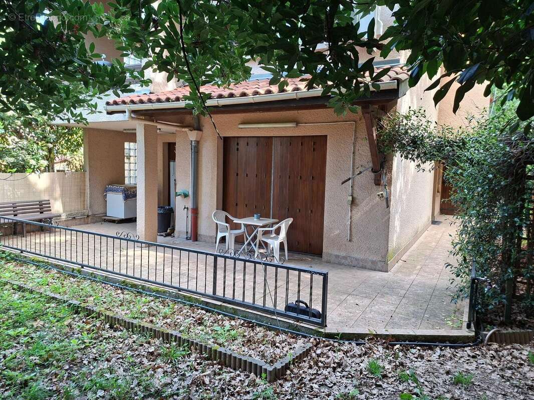 Photo 8 - Maison à OULLINS
