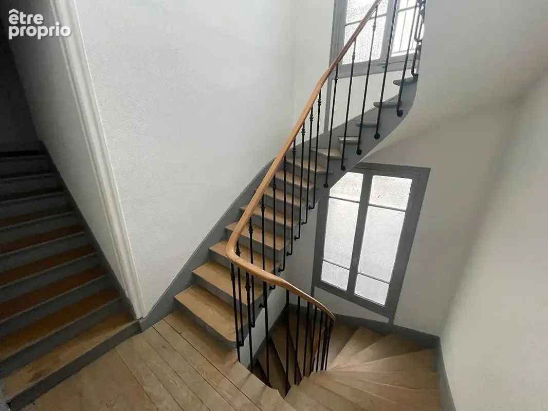Oberkampf  2p-1ch  35m²  Charme de l'Ancien  Cave  Belle Copropriété  AVL immobilier - 01.48.44.45.40  - photo 15