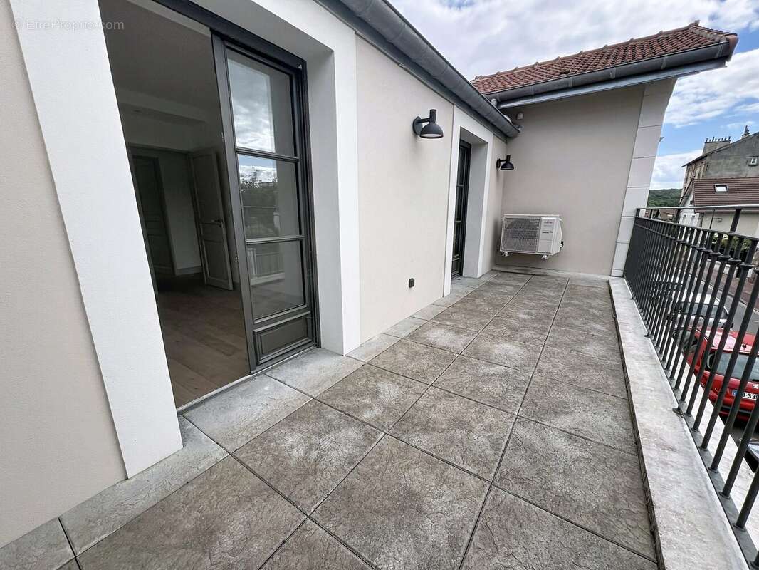 Maison à GARCHES