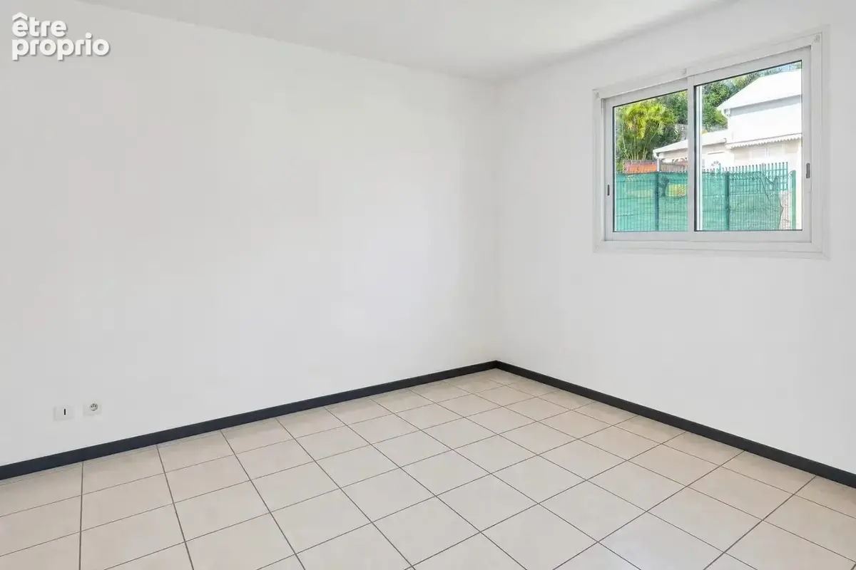 Appartement T4 - Le Tampon / Bras de Pontho - photo 5