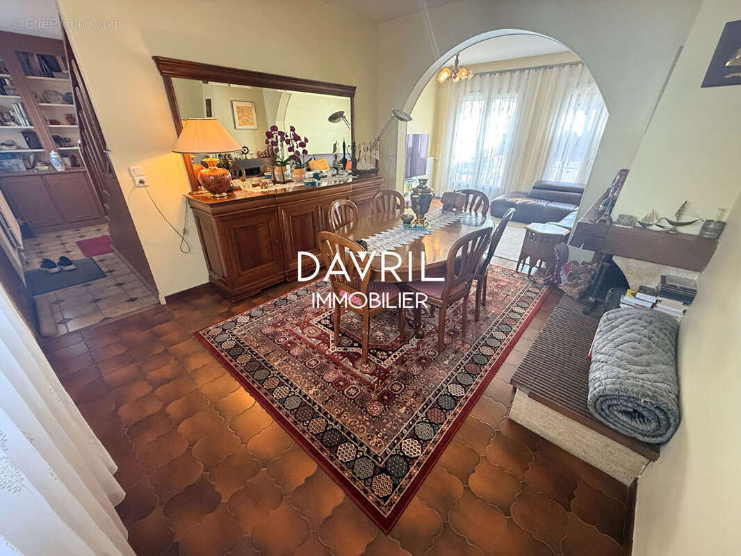 Maison à CONFLANS-SAINTE-HONORINE