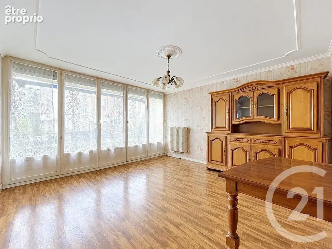 Appartement à CHENOVE