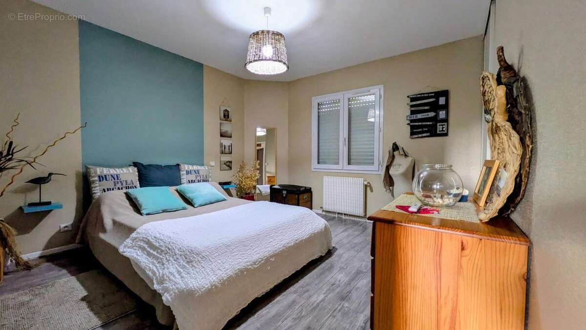 Maison à SAINT-ANDRE-DE-CUBZAC