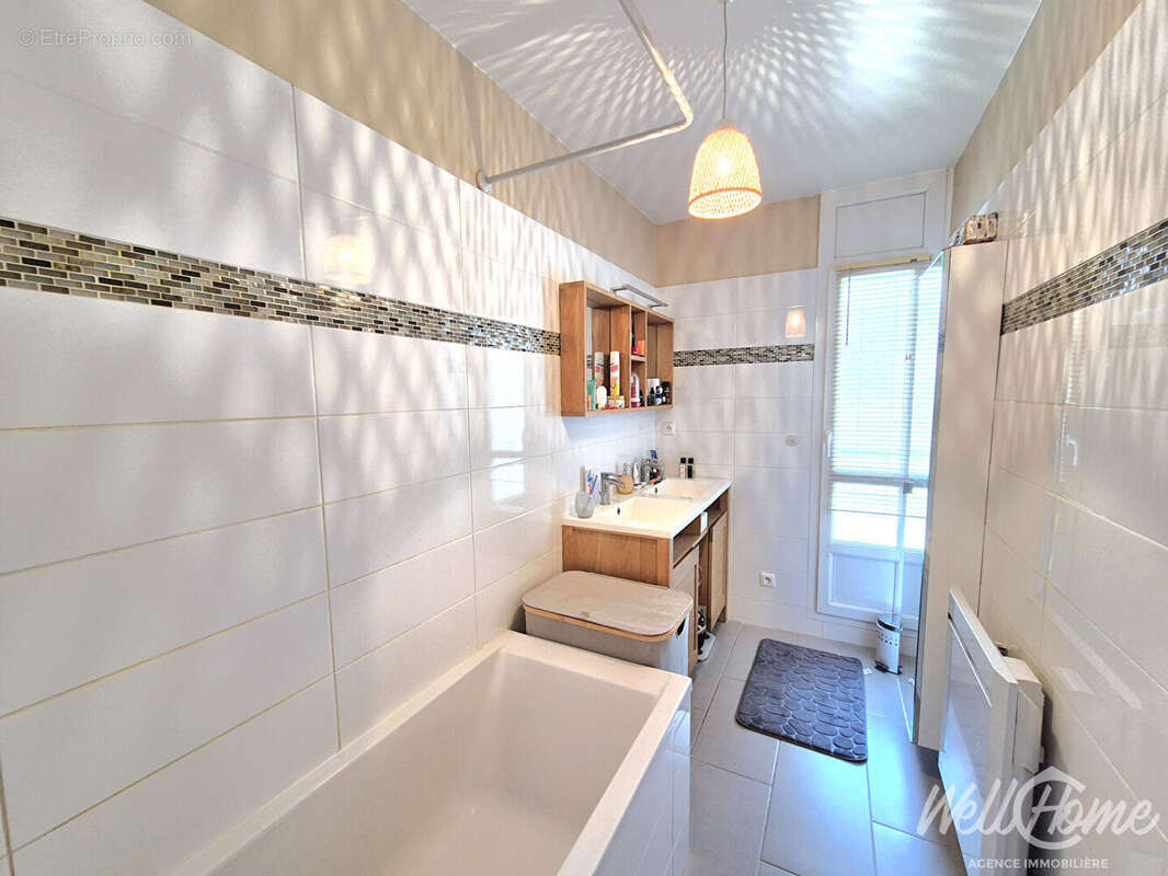 Appartement à SAINT-OUEN-L'AUMONE