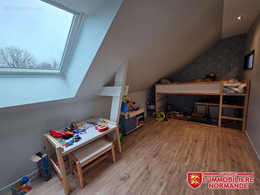 Maison à SAINT-PIERRE-DU-VAUVRAY