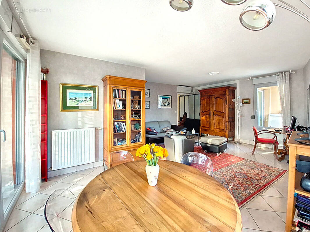 Appartement à BRIGNAIS