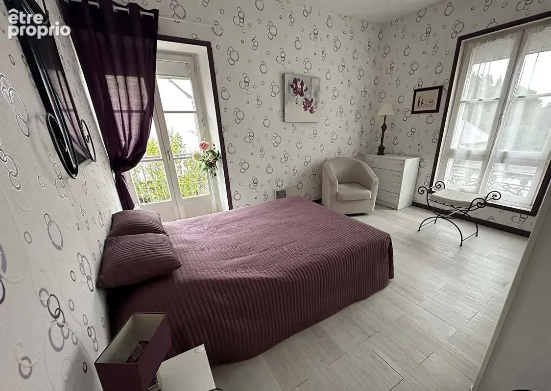 Maison de maître de charme entièrement rénovée de 166 m² à Saint-Épain - photo 9