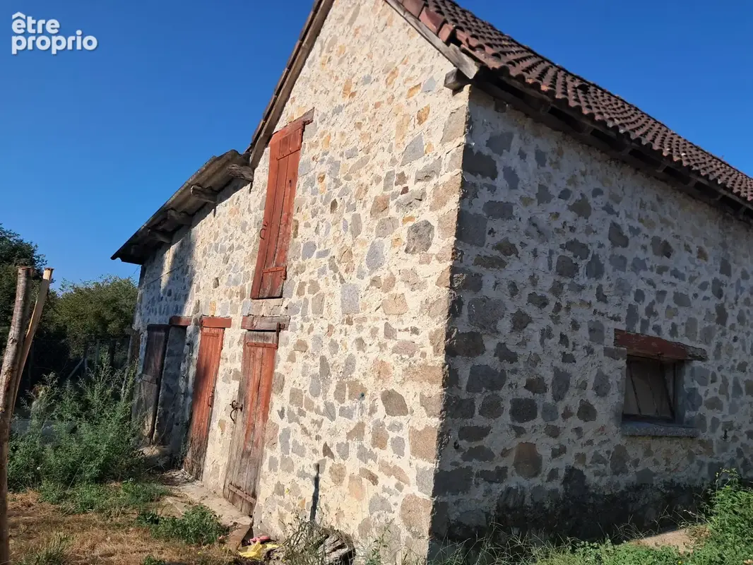 Coup de cœur assuré :authentique maison en pierres au Chalard (87) ! - photo 9