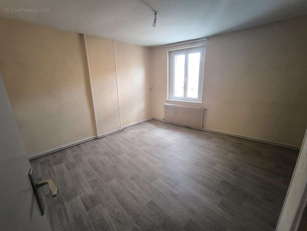 Maison 98 m² à Brasles  - photo 7
