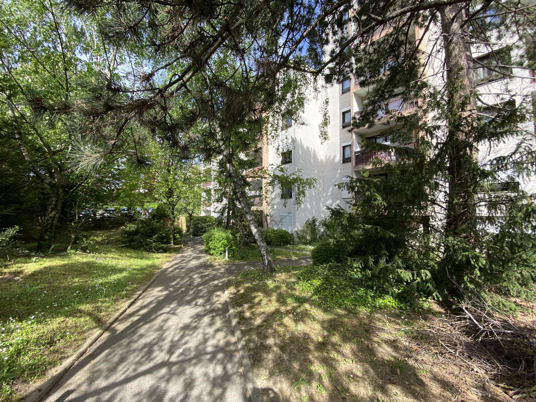 Appartement à BONDY