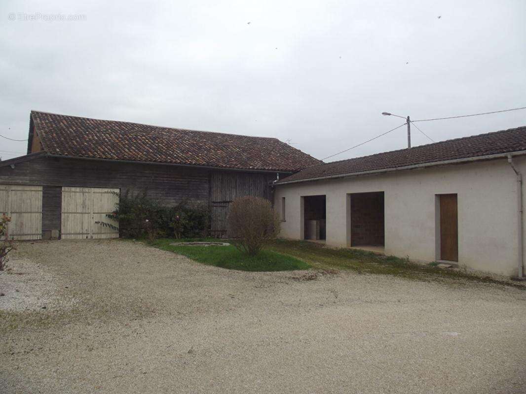 Maison à MAIZIERES-LES-BRIENNE