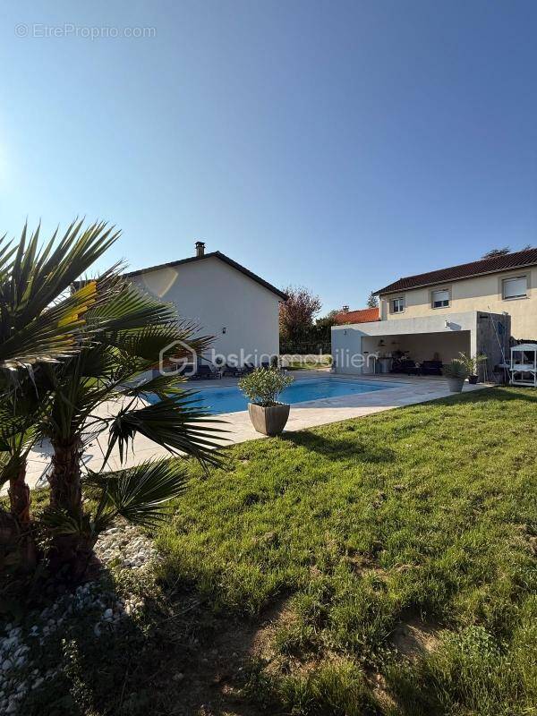 Maison à VILLEFONTAINE